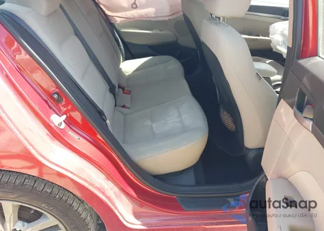 2017 Hyundai Elantra Se z USA, uszkodzony, nr VIN 5NPD84LF0HH104052